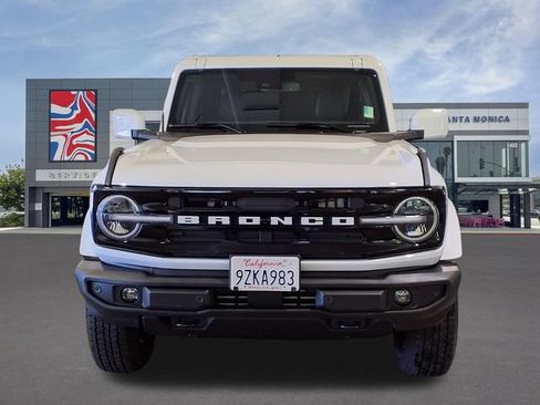 Used 2026 Ford Bronco Outer Banks AWD/4WD image 2