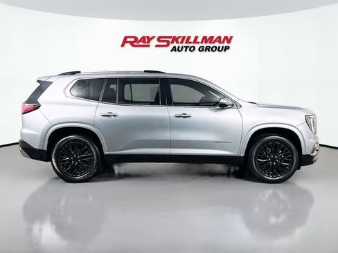 Used 2024 GMC Acadia Denali FWD image 8