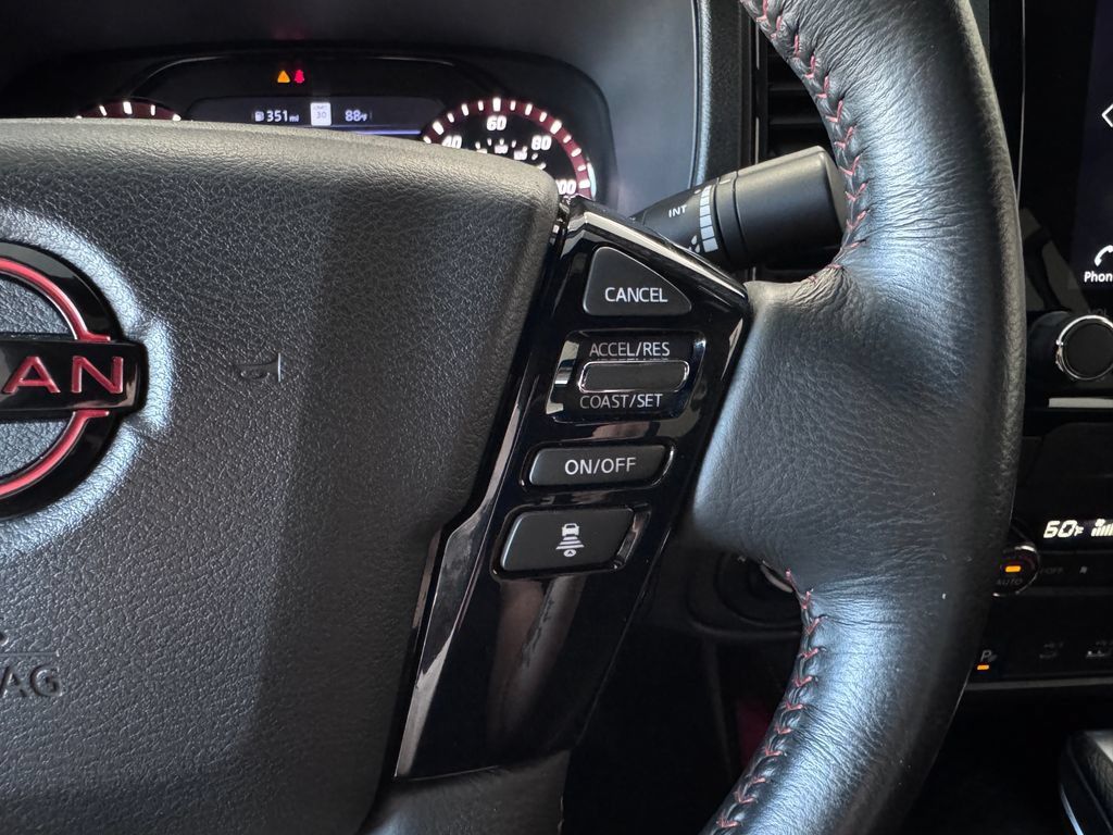 Used 2023 Nissan Frontier PRO-4X w/ Technology Package AWD/4WD image 16