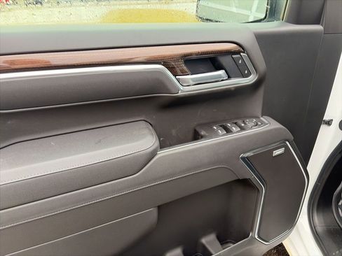 New 2026 Chevrolet Silverado 1500 RST AWD/4WD image 11