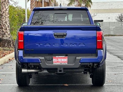 Certified 2025 Toyota Tacoma TRD Sport AWD/4WD image 6