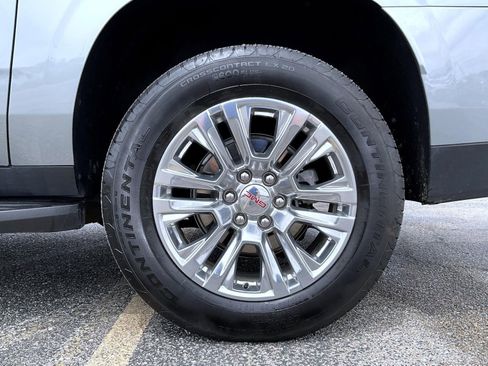 Certified 2025 GMC Yukon XL Denali AWD/4WD image 23