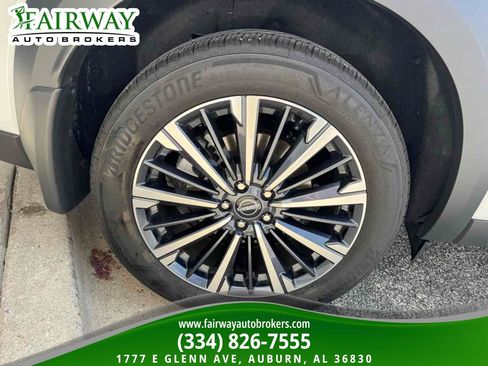 Used 2026 Nissan Pathfinder Platinum w/ Cargo Package FWD image 37