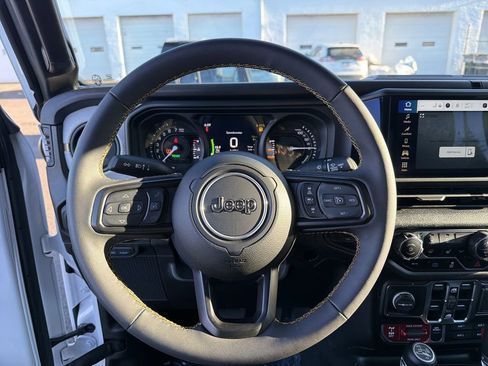 Used 2024 Jeep Wrangler Willys 4xe image 22