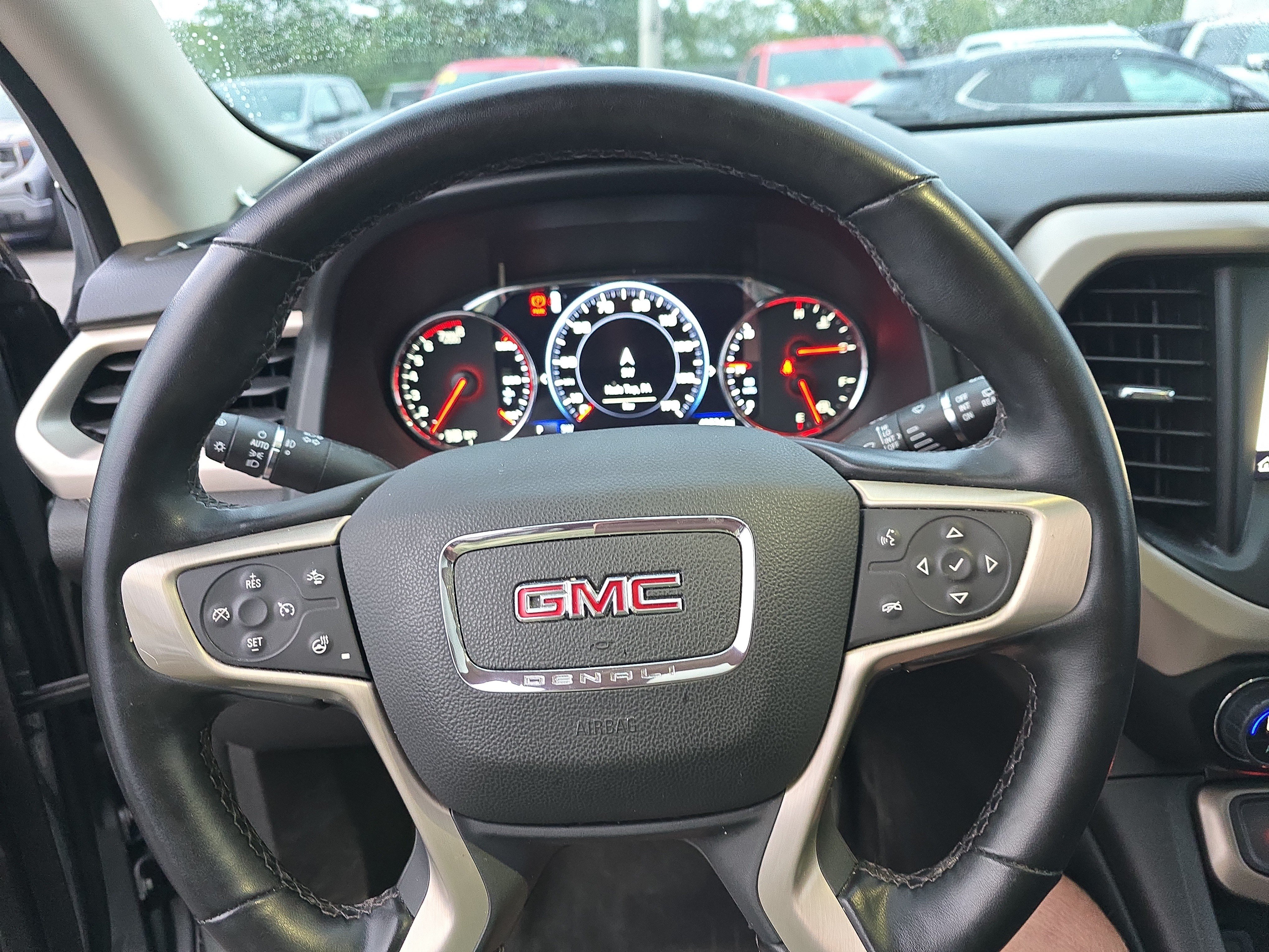 Used 2023 GMC Acadia Denali w/ Denali Technology Package AWD/4WD image 24