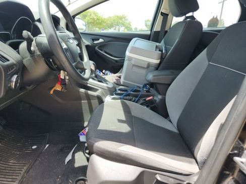 Used 2014 Ford Focus SE FWD image 14