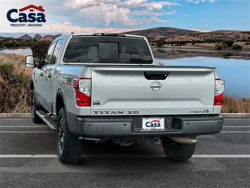 Used 2019 Nissan Titan PRO-4X w/ Pro-4x Convenience Package image 4