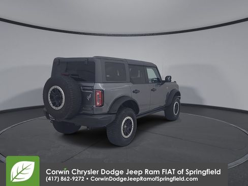 Used 2023 Ford Bronco Badlands w/ Sasquatch Package AWD/4WD image 14