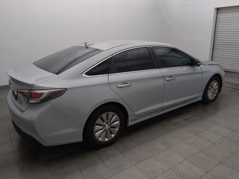 Used 2016 Hyundai Sonata SE FWD image 10