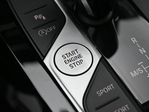 Used 2022 BMW X3 sDrive30i w/ M Sport Package image 12