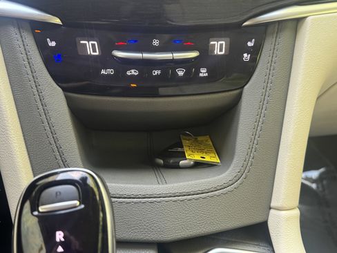 Certified 2024 Cadillac XT6 Premium Luxury w/ Technology Package image 21