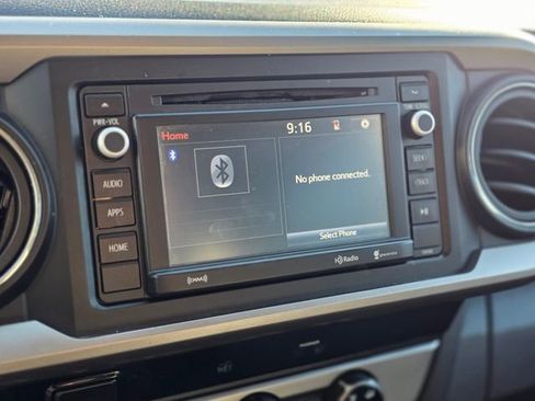 Used 2017 Toyota Tacoma SR5 image 24