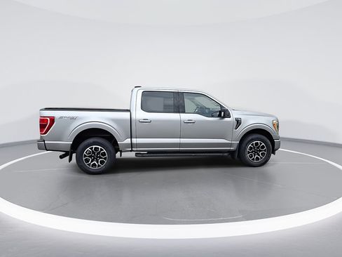 Used 2022 Ford F150 XLT w/ Equipment Group 302A High AWD/4WD image 10