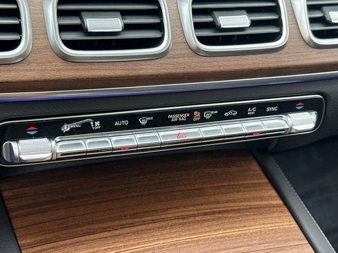 New 2026 Mercedes-Benz GLS 450 4MATIC image 23