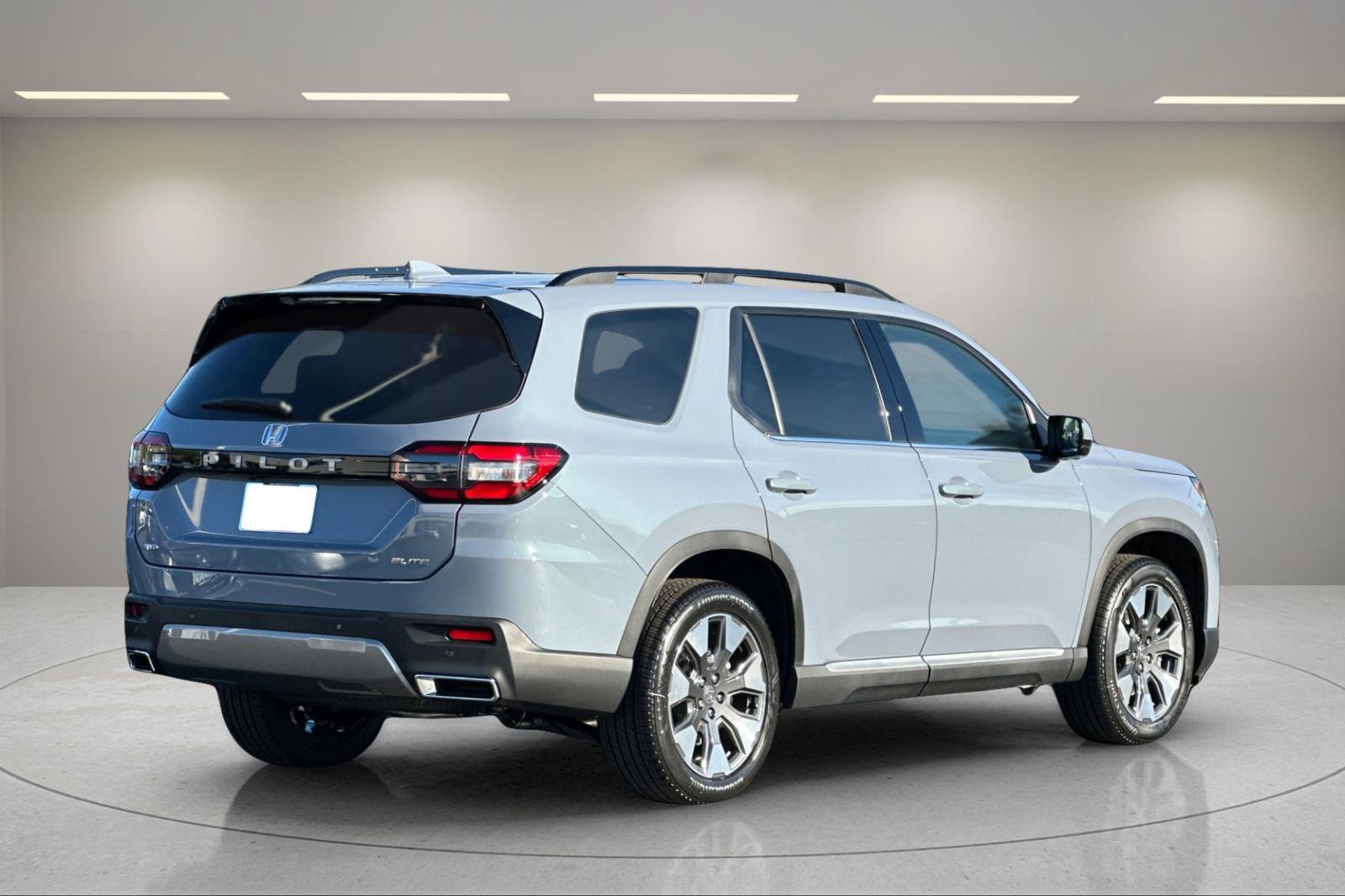 New 2026 Honda Pilot Elite image 5