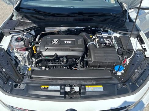 Used 2025 Volkswagen Jetta GLI Autobahn FWD image 21