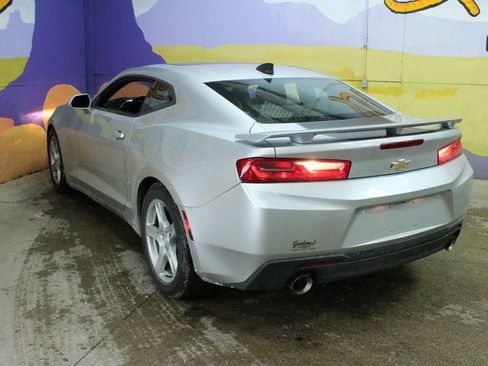 Used 2018 Chevrolet Camaro LT image 6
