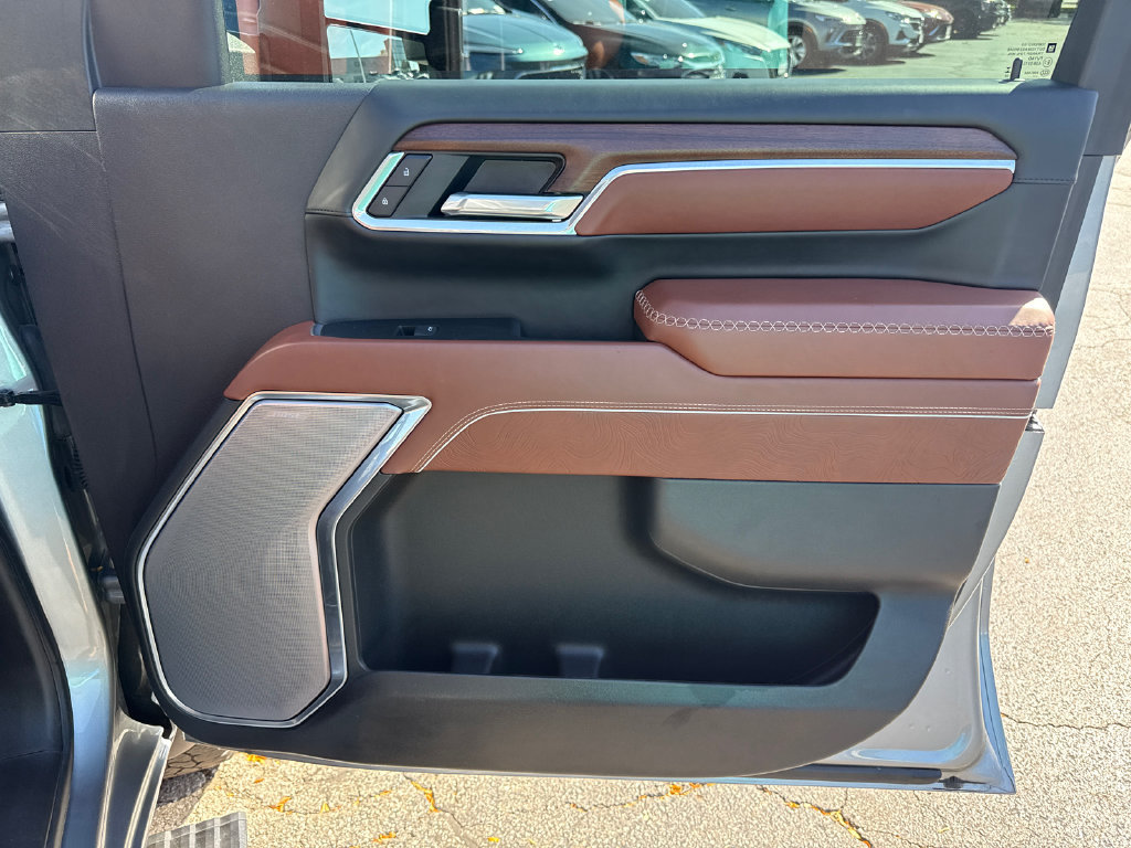 Certified 2025 GMC Sierra 2500 Denali Ultimate w/ Max Trailering Package AWD/4WD image 36