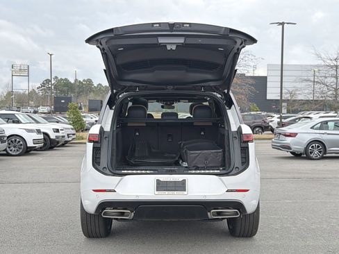 New 2026 Land Rover Range Rover Sport Dynamic SE image 12