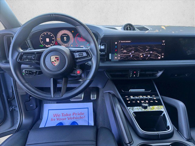 Used 2024 Porsche Cayenne Turbo GT AWD/4WD image 20