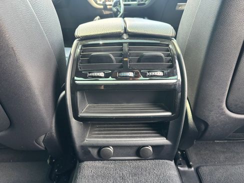 Used 2019 BMW 530i xDrive w/ Convenience Package image 38