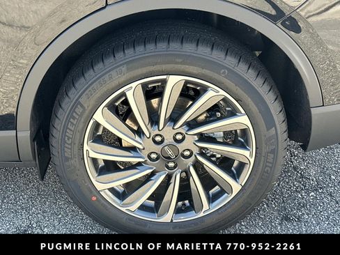 New 2026 Lincoln Corsair Reserve w/ Rear Removable Package Tray FWD image 20
