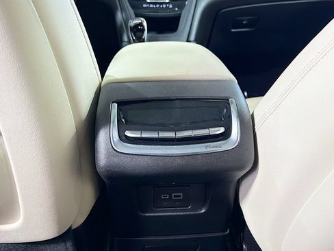 Used 2021 Cadillac XT6 Sport AWD/4WD image 28