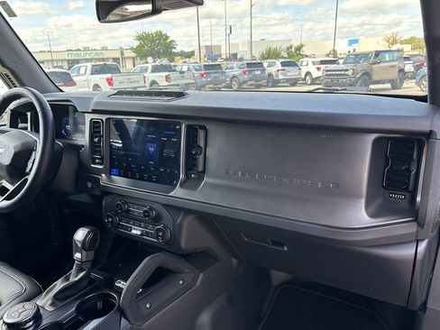 Used 2025 Ford Bronco Badlands AWD/4WD image 20
