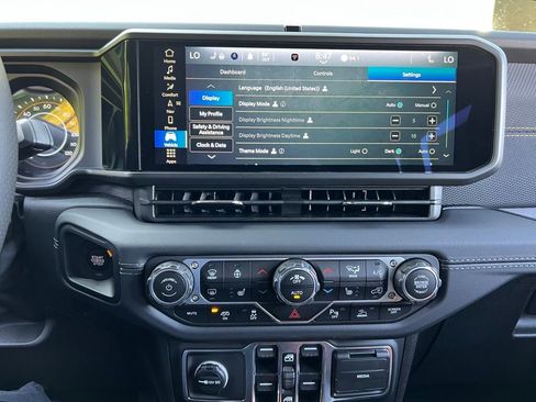 New 2025 Jeep Wrangler Unlimited Rubicon 392 image 16