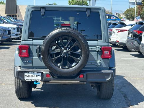 Used 2024 Jeep Wrangler Unlimited Sahara AWD/4WD image 6