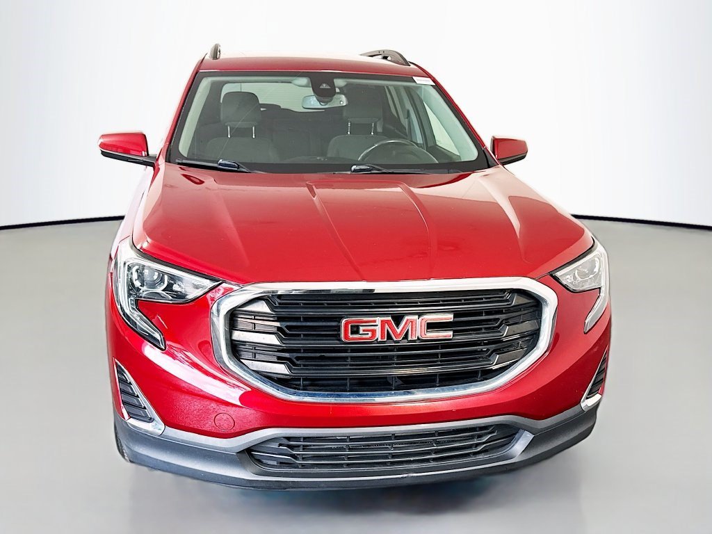 Used 2020 GMC Terrain SLE w/ Driver Convenience Package FWD image 2