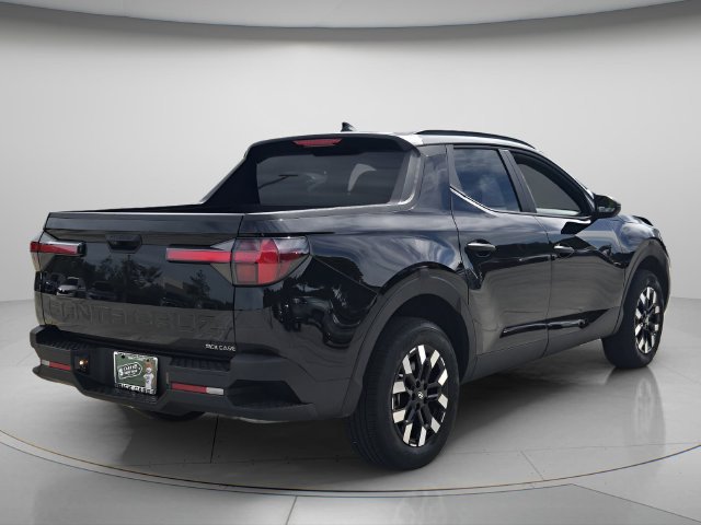 Used 2025 Hyundai Santa Cruz SEL FWD image 6