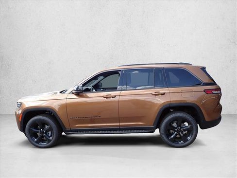 New 2026 Jeep Grand Cherokee Limited w/ Limited Altitude Package AWD/4WD image 2