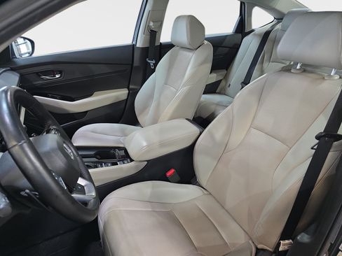 Certified 2025 Honda Accord Touring image 12