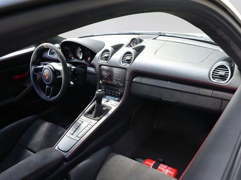 Used 2023 Porsche 718 Cayman GT4 RS RWD image 31