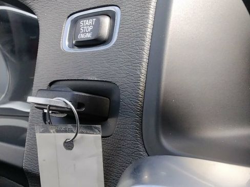 Used 2015 Volvo V60 T5 Platinum image 26