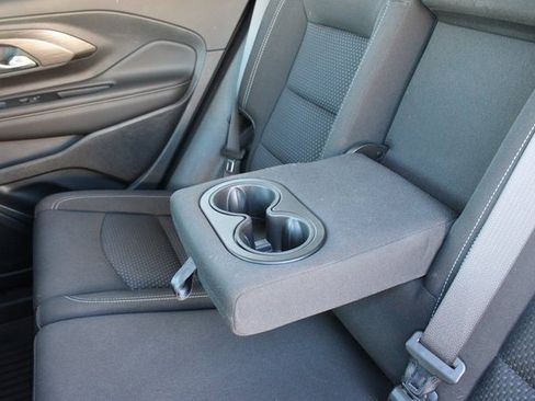 Used 2023 GMC Terrain SLE w/ Driver Convenience Package image 31