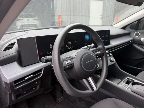 Used 2025 Hyundai Sonata SEL FWD image 7