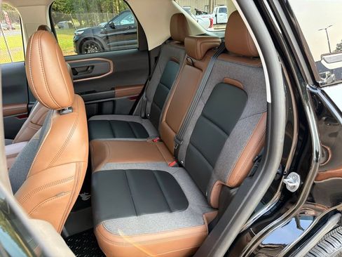 Used 2023 Ford Bronco Sport Outer Banks w/ Tech Package AWD/4WD image 19