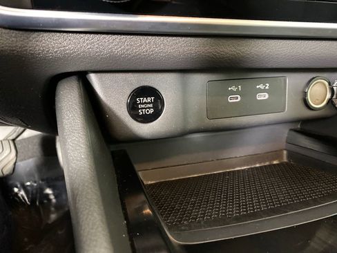 Used 2025 Nissan Rogue S image 18