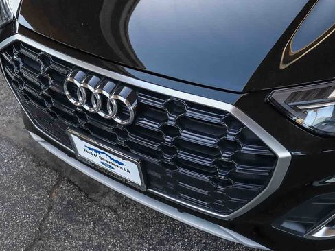 Used 2022 Audi Q5 2.0T Premium w/ Convenience Package image 8