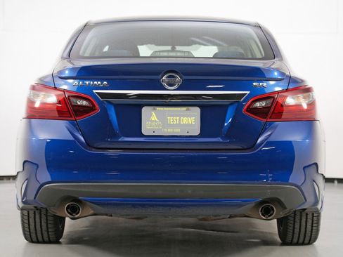 Used 2017 Nissan Altima 2.5 SR image 10