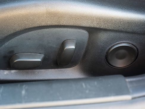 Certified 2022 Cadillac CT4 Luxury w/ Sun And Sound Package image 16