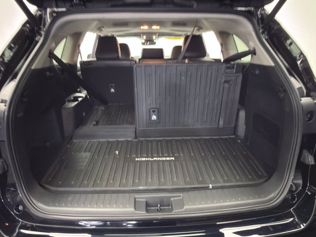 Certified 2026 Toyota Highlander XLE AWD/4WD image 45