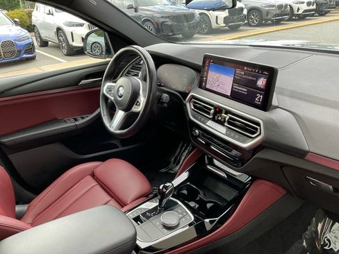 Used 2023 BMW X4 xDrive30i w/ M Sport Package AWD/4WD image 32