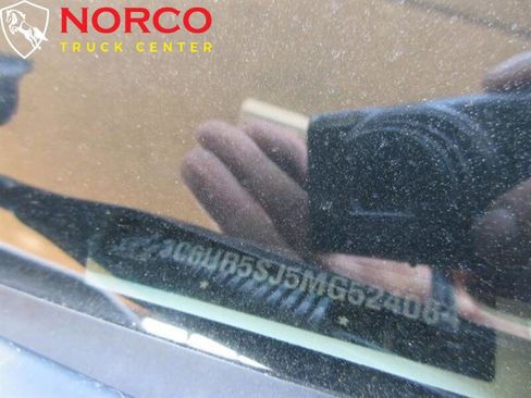 Used 2021 RAM 2500 Limited image 26