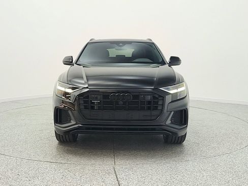Used 2022 Audi Q8 Premium Plus image 2