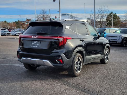 Used 2025 Kia Seltos EX w/ EX Sunroof Package image 4