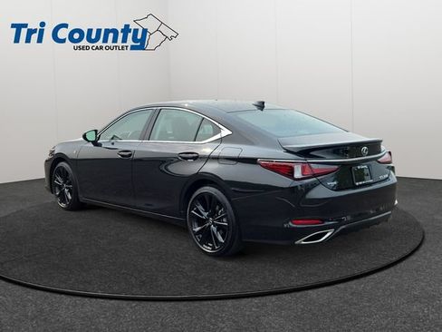 Used 2025 Lexus ES 350 w/ Technology Package FWD image 6