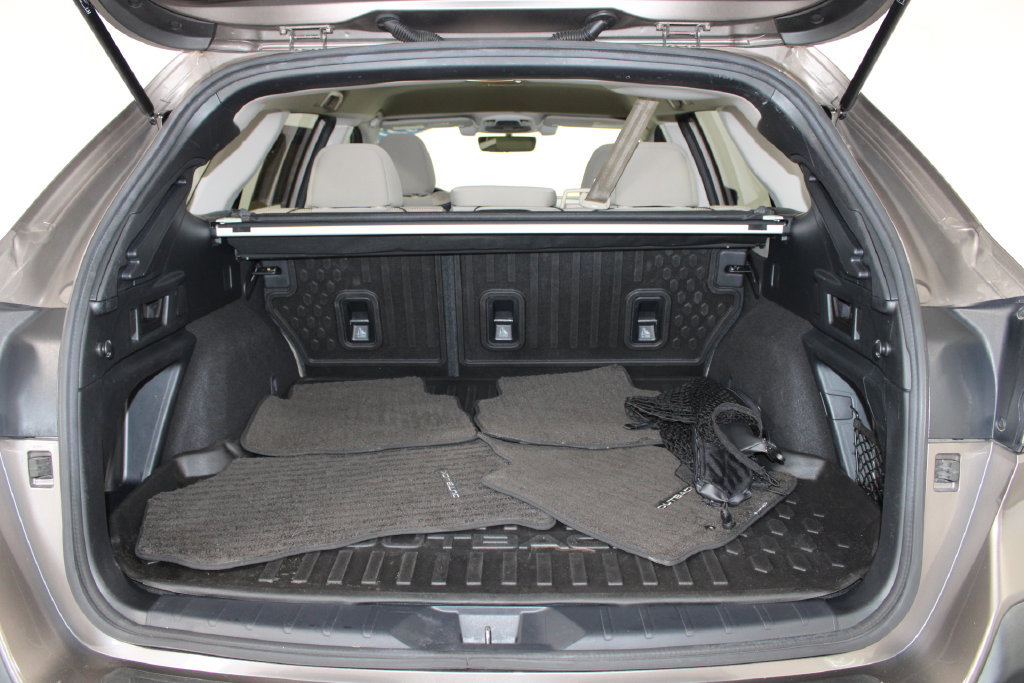 Used 2021 Subaru Outback Premium AWD/4WD image 14